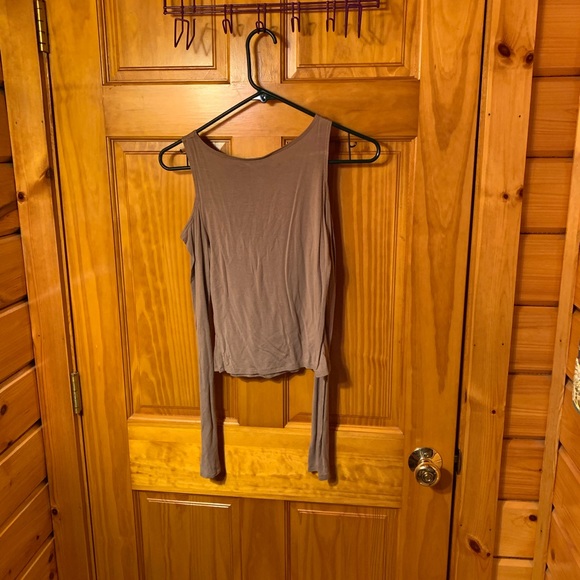 mauve open shoulder long sleeve - Picture 4 of 5